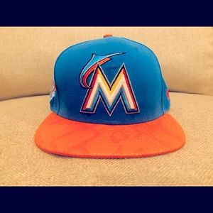 Miami Marlins adjustable baseball hat
